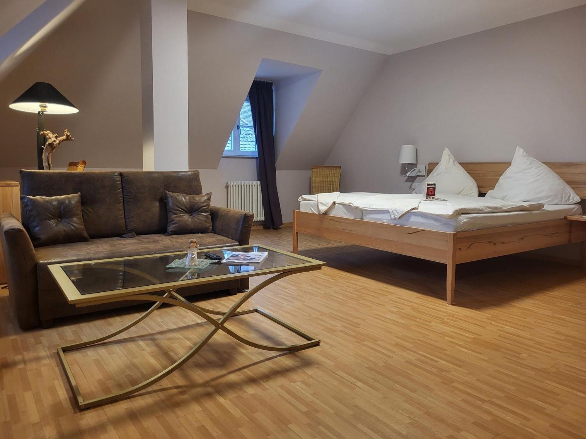 Hotel & Cafe Ritter Von Boehl 다이데스하임 외부 사진