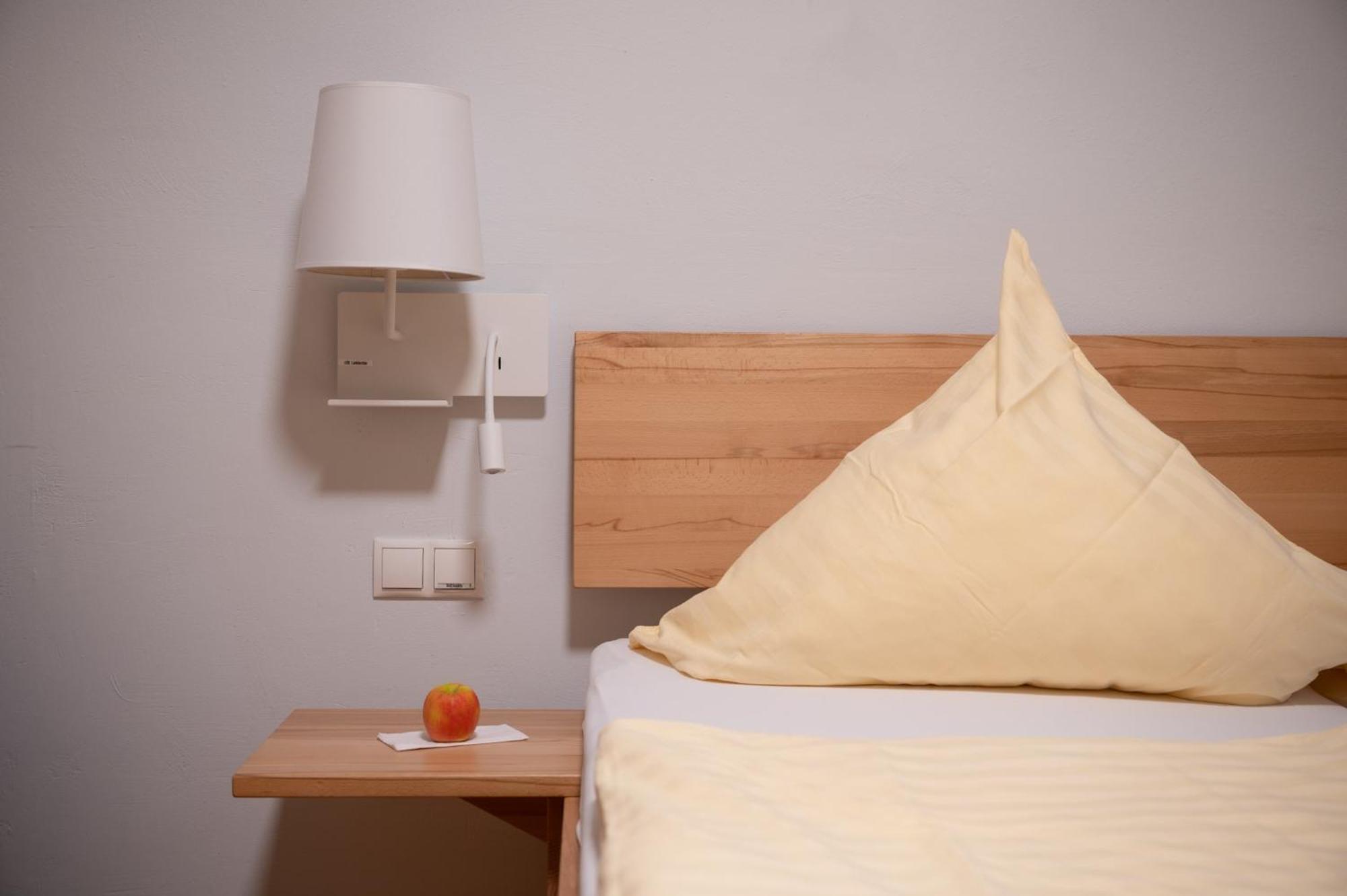 Hotel & Cafe Ritter Von Boehl 다이데스하임 외부 사진