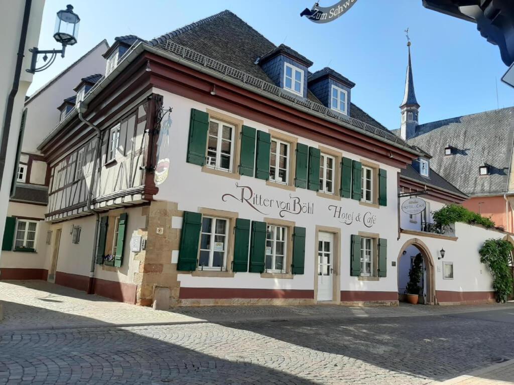 Hotel & Cafe Ritter Von Boehl 다이데스하임 외부 사진