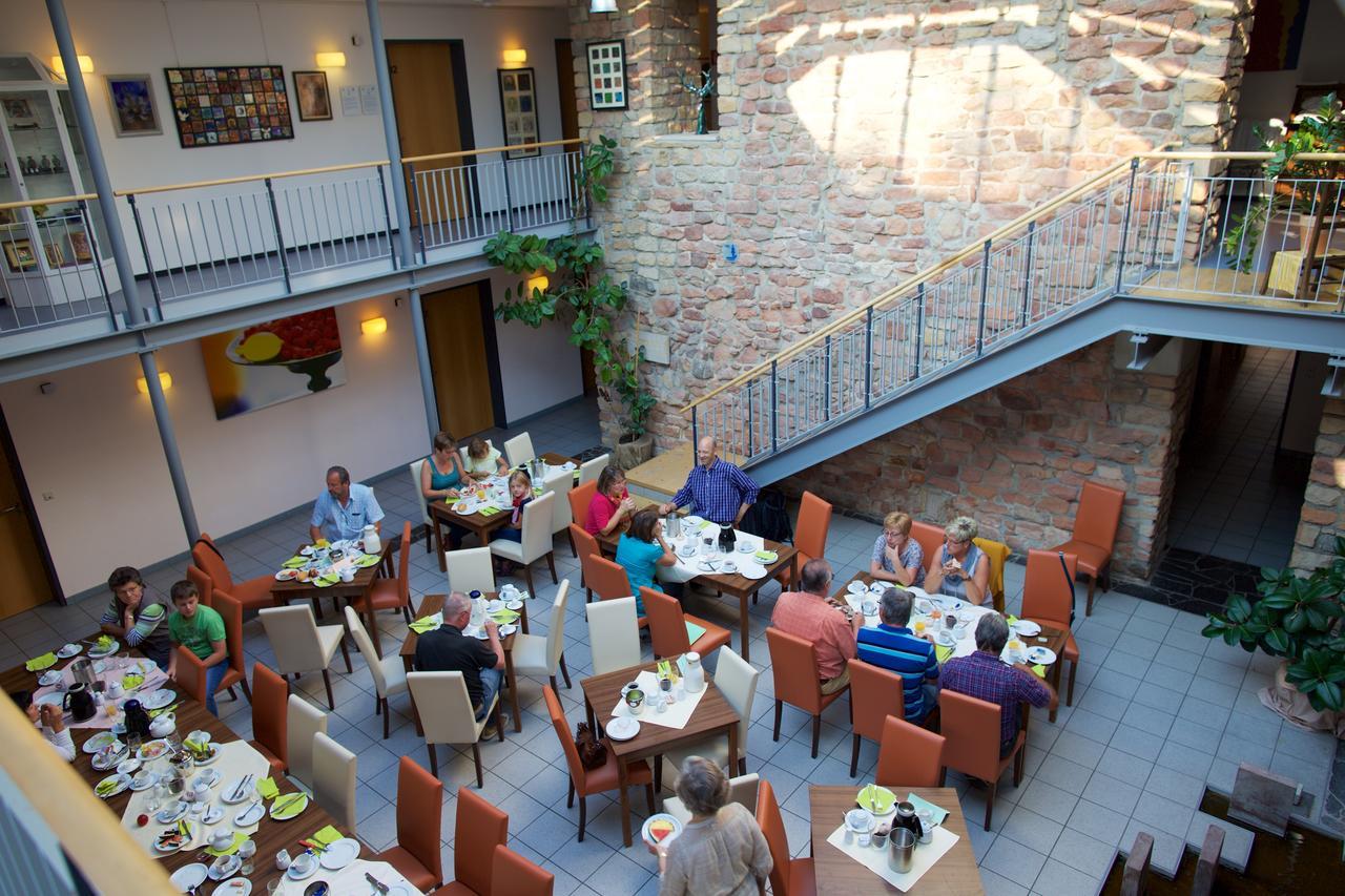 Hotel & Cafe Ritter Von Boehl 다이데스하임 외부 사진