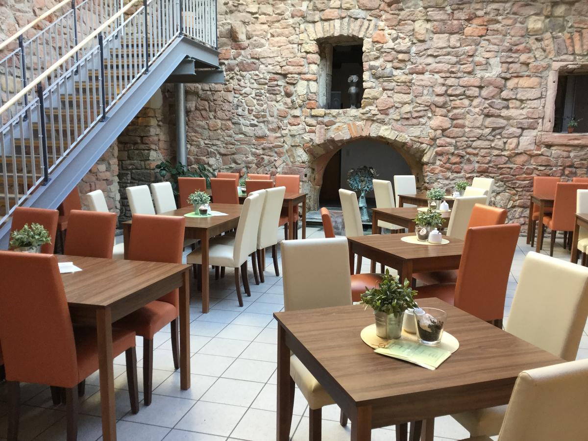 Hotel & Cafe Ritter Von Boehl 다이데스하임 외부 사진